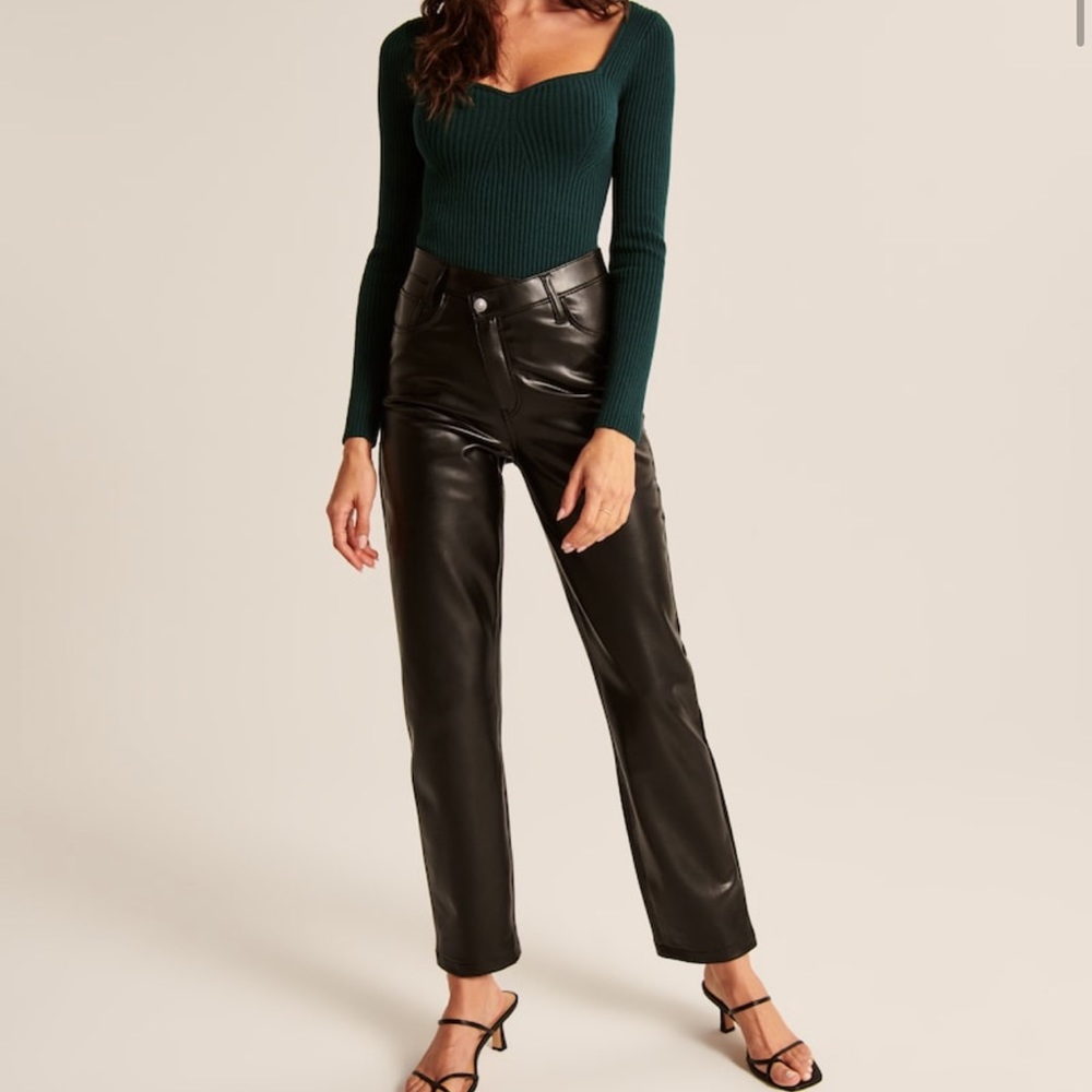 ABERCROMBIE & FITCH Leather Dad Pants